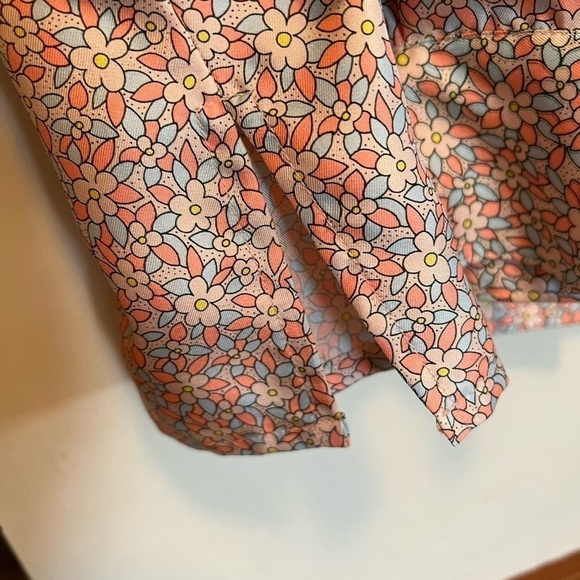 Vintage Gallant 100% Silk made in USA Button Front V-neck Blouse - Picture 7 of 13